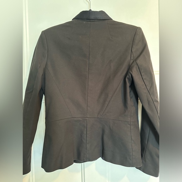 H&M Tuxedo Blazer - Picture 2 of 3